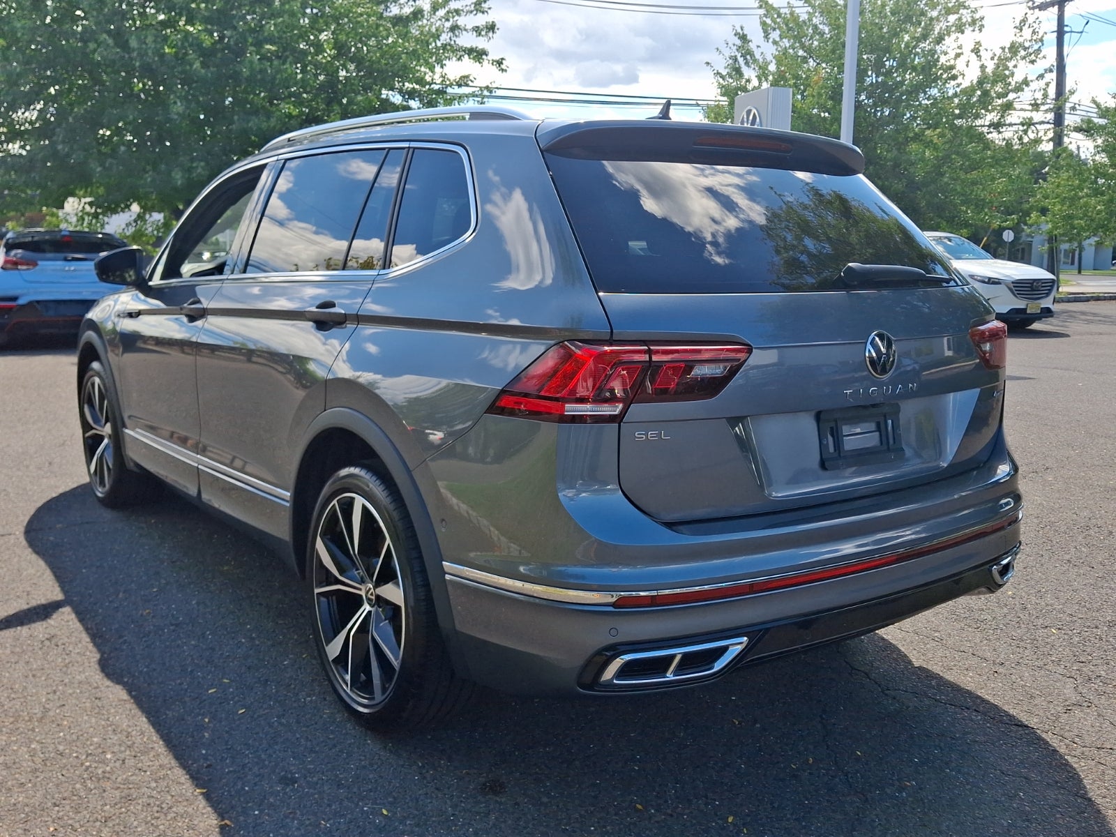 2024 Volkswagen Tiguan 2.0T SEL R-Line