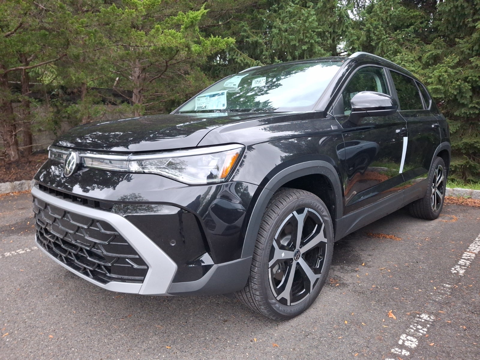 2027 Volkswagen Taos SEL