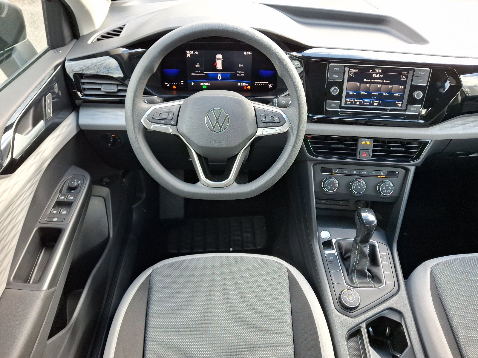 2022 Volkswagen Taos S