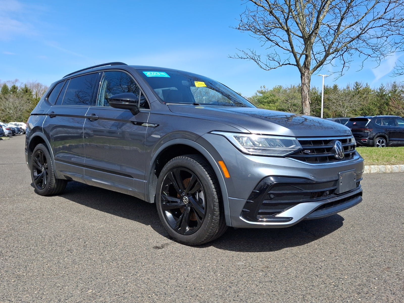2023 Volkswagen Tiguan 2.0T SE R-Line Black
