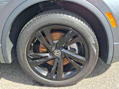 2023 Volkswagen Tiguan 2.0T SE R-Line Black