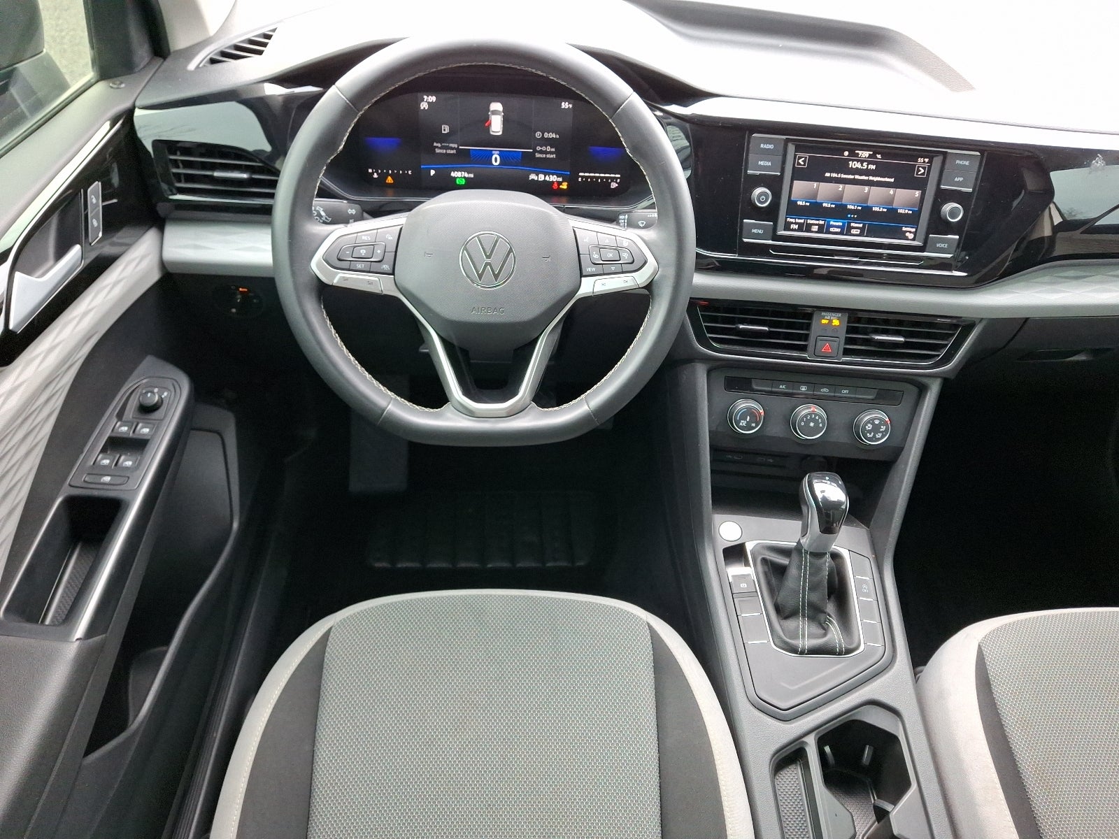 2022 Volkswagen Taos 1.5T S