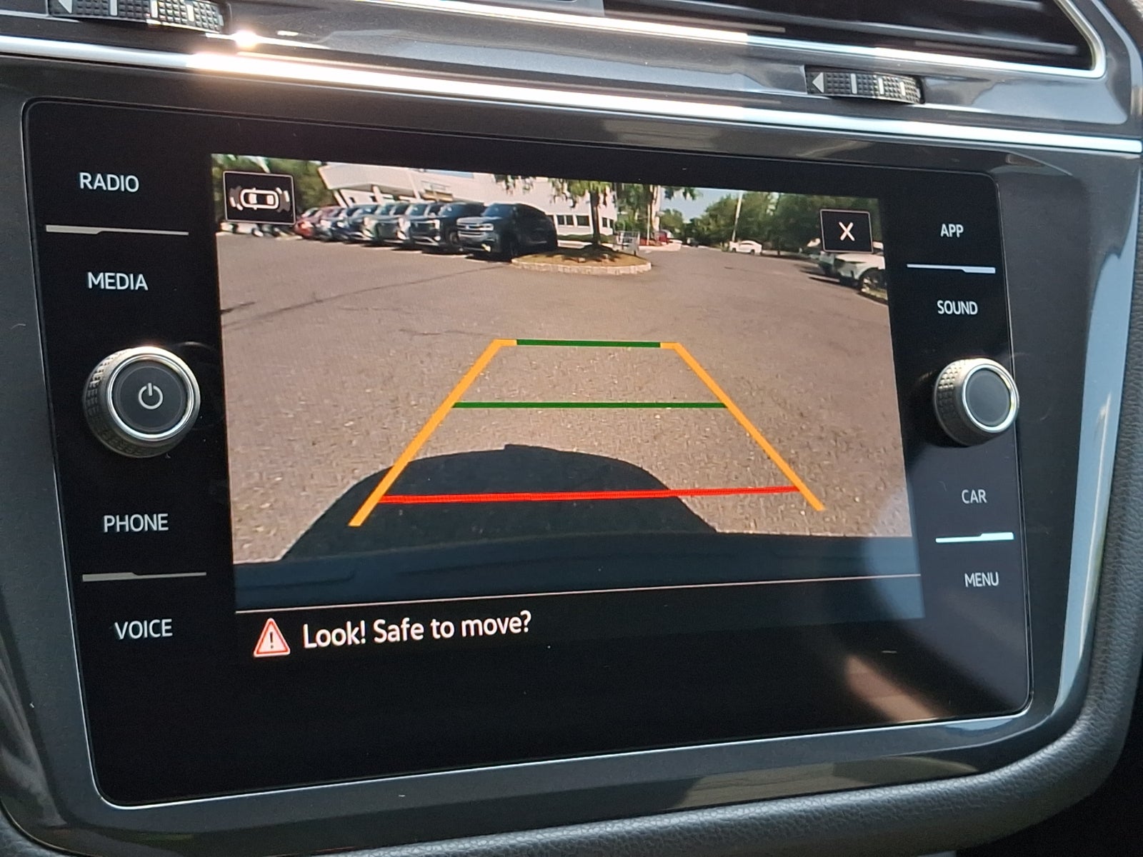 2024 Volkswagen Tiguan 2.0T S