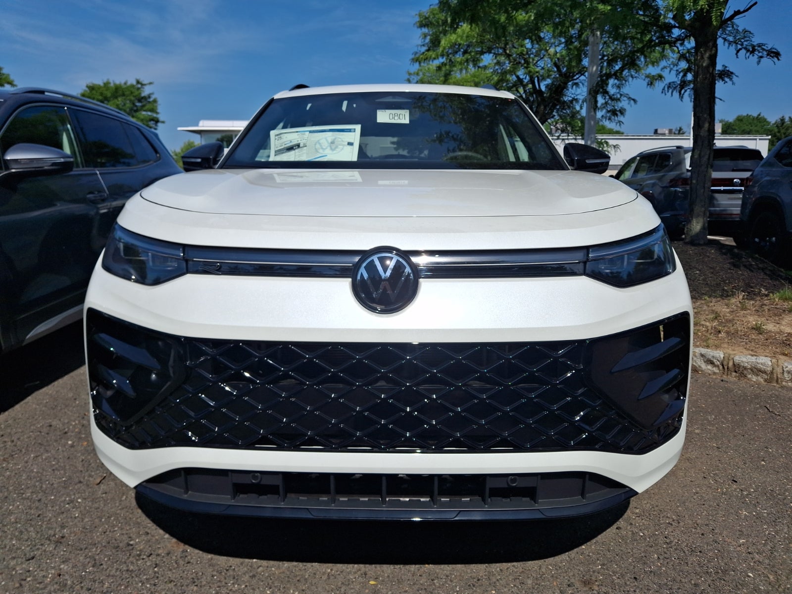 2026 Volkswagen Tiguan SE R-Line Black