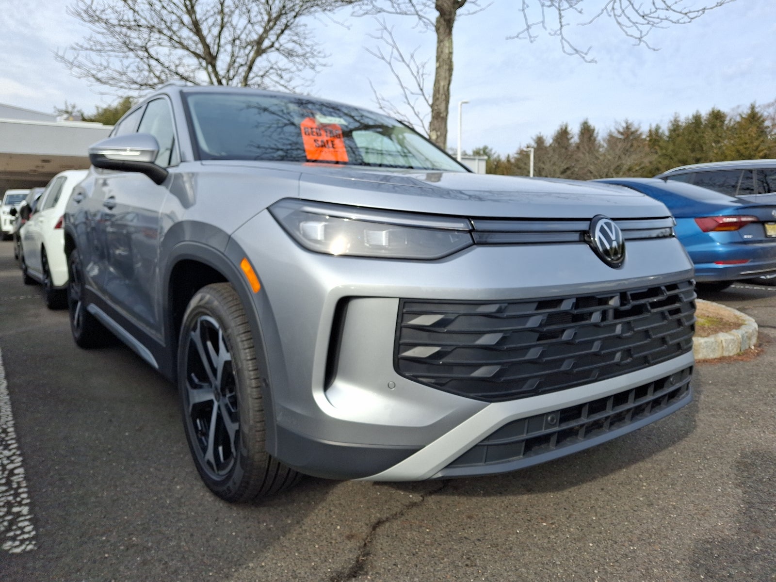 2025 Volkswagen Tiguan 2.0T SE