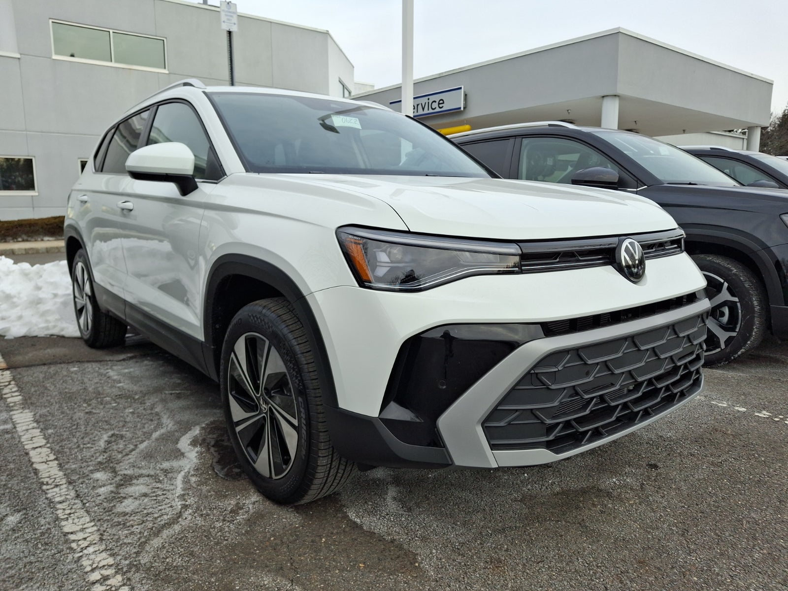 2026 Volkswagen Taos SE