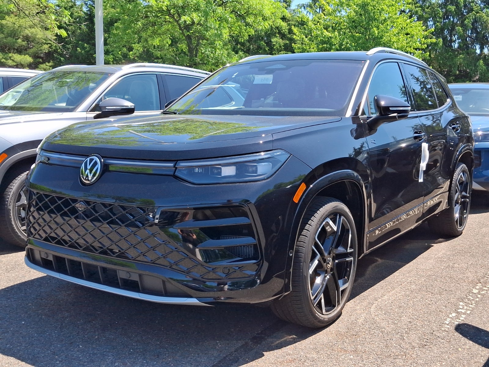 2026 Volkswagen Tiguan SEL R-Line Turbo