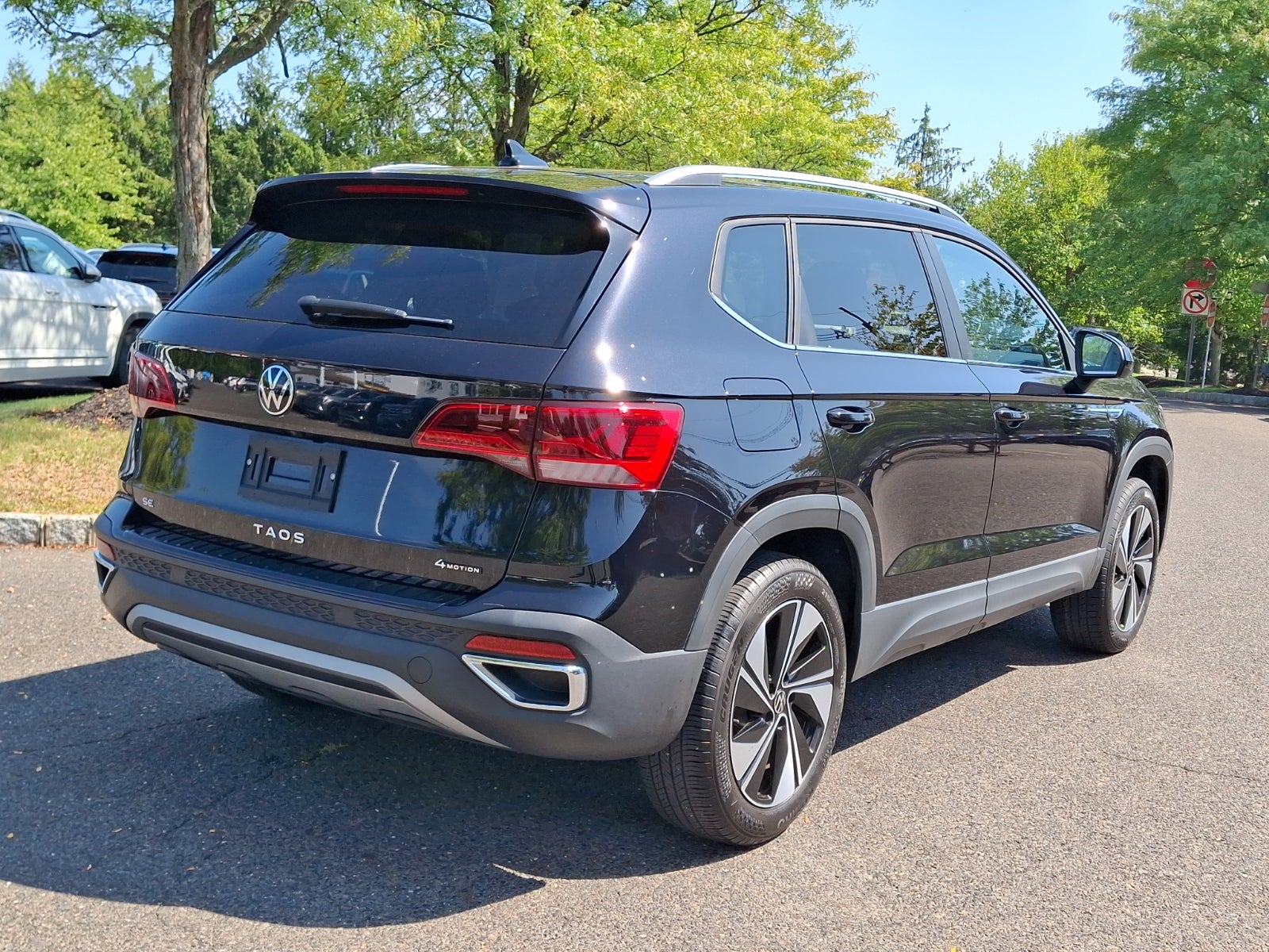 2024 Volkswagen Taos 1.5T SE