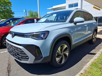 2026 Volkswagen Taos SE