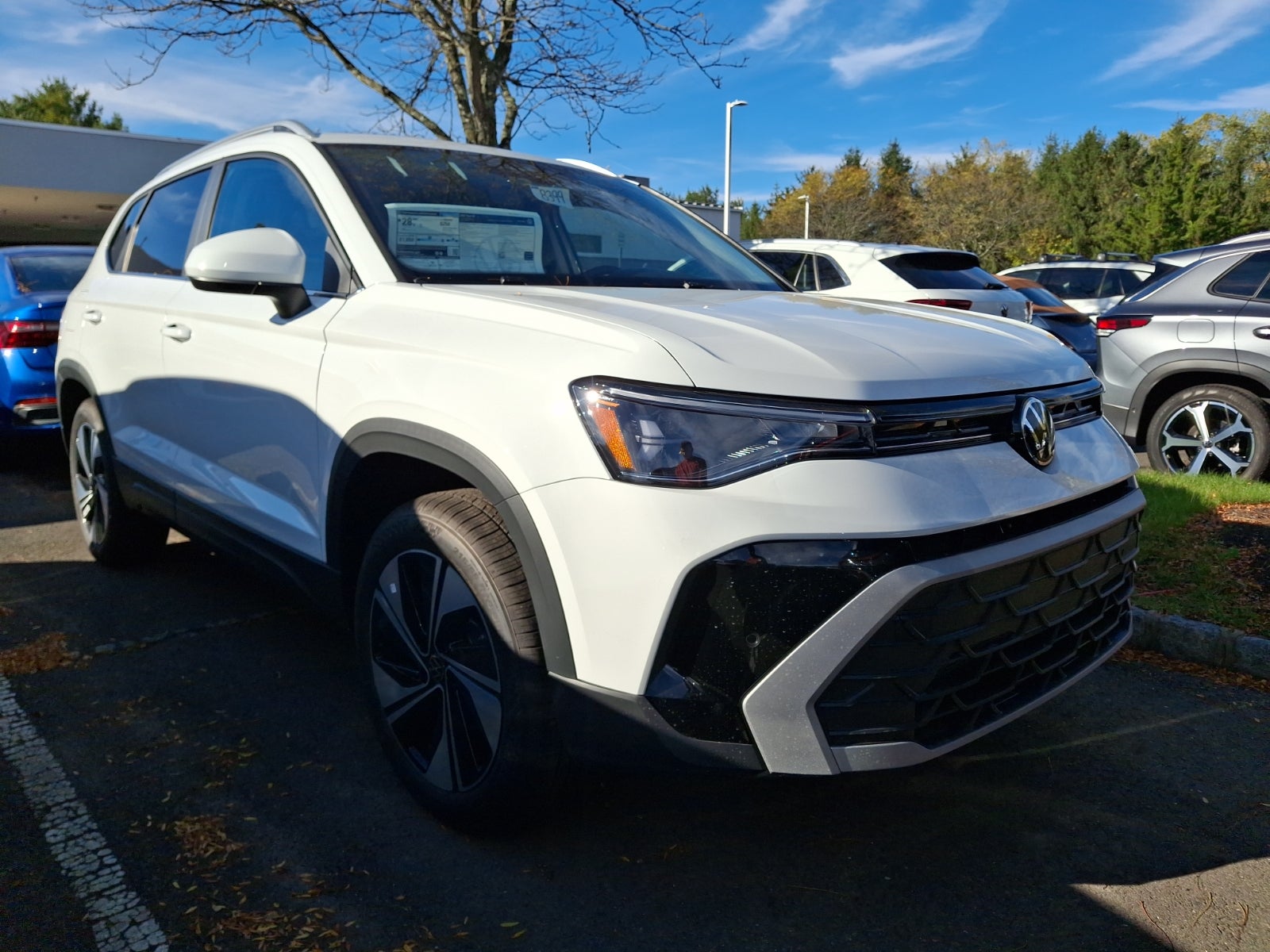 2027 Volkswagen Taos SE