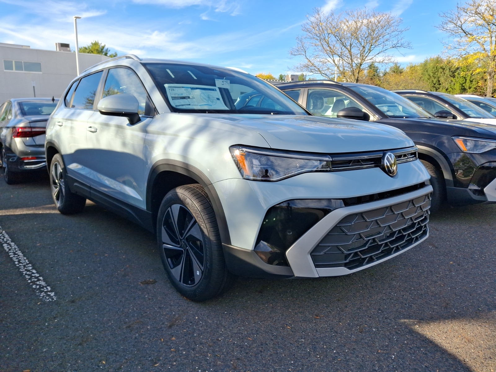2027 Volkswagen Taos SE