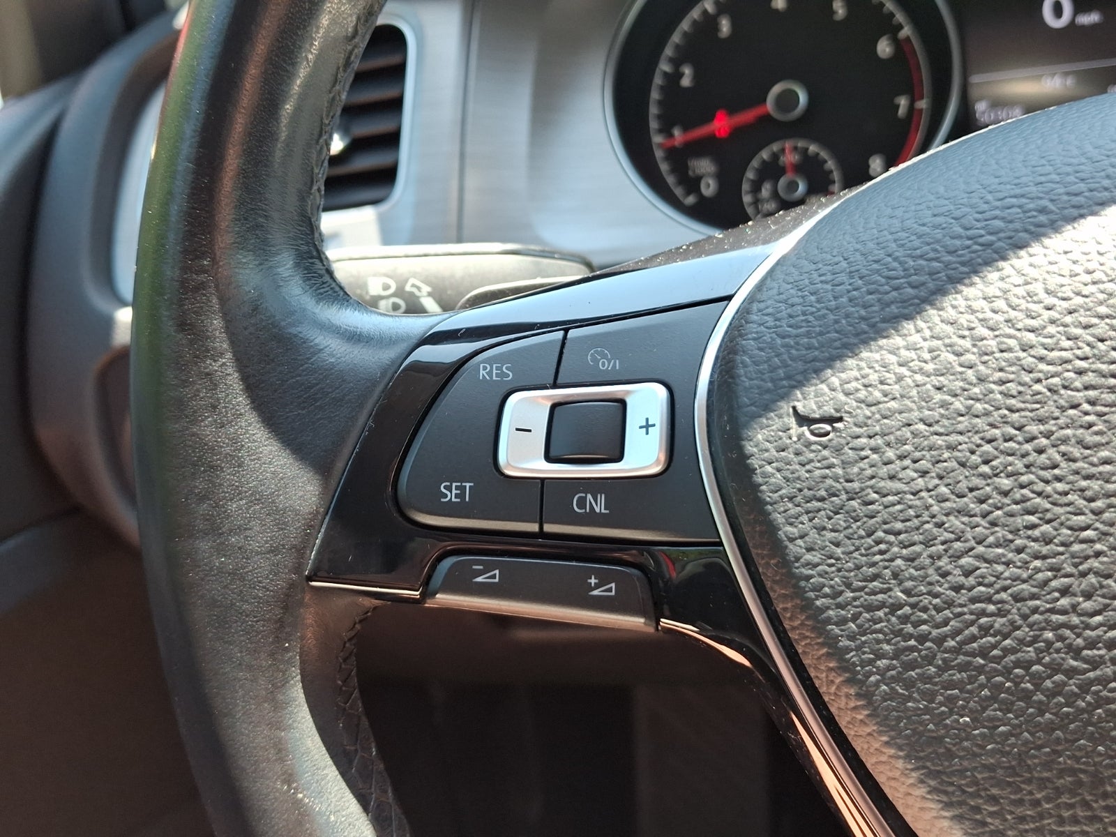 2017 Volkswagen Golf TSI SE 4-Door