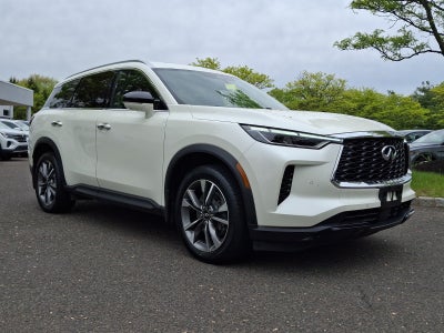 2023 INFINITI QX60 LUXE AWD