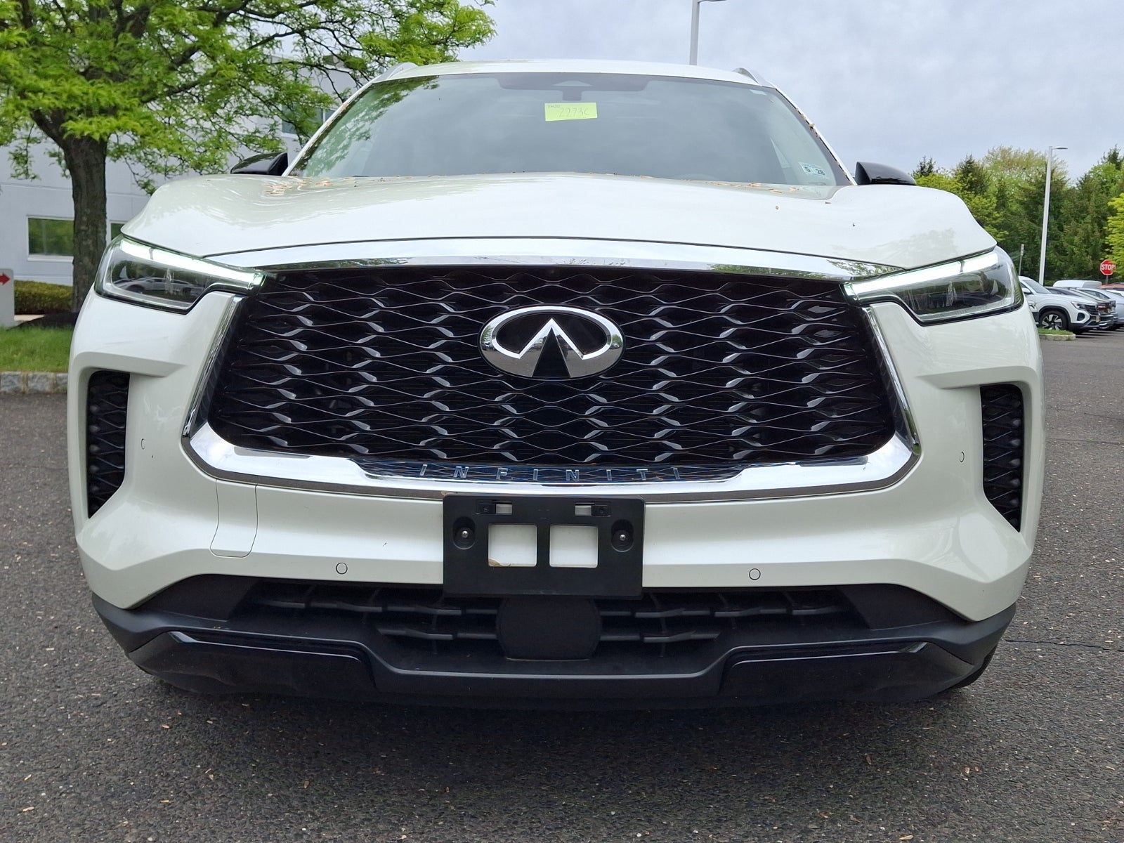 2023 INFINITI QX60 LUXE AWD