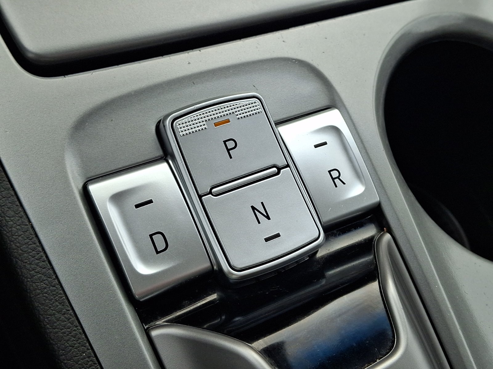 2022 Hyundai Kona Electric SEL