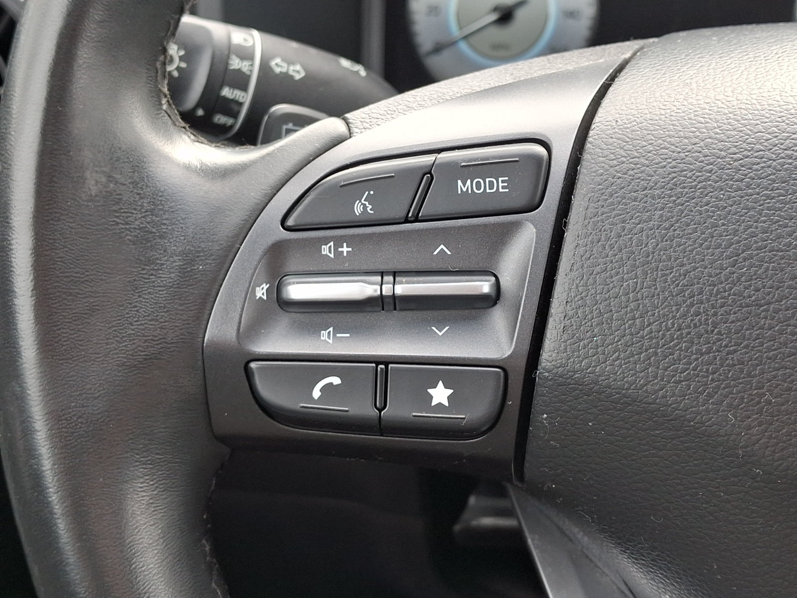 2022 Hyundai Kona Electric SEL