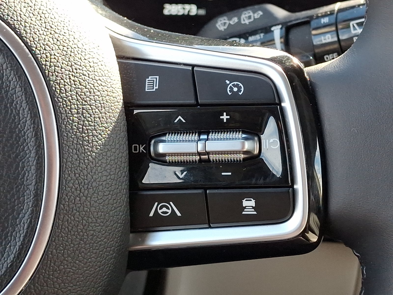 2024 Kia Carnival MPV SX Prestige