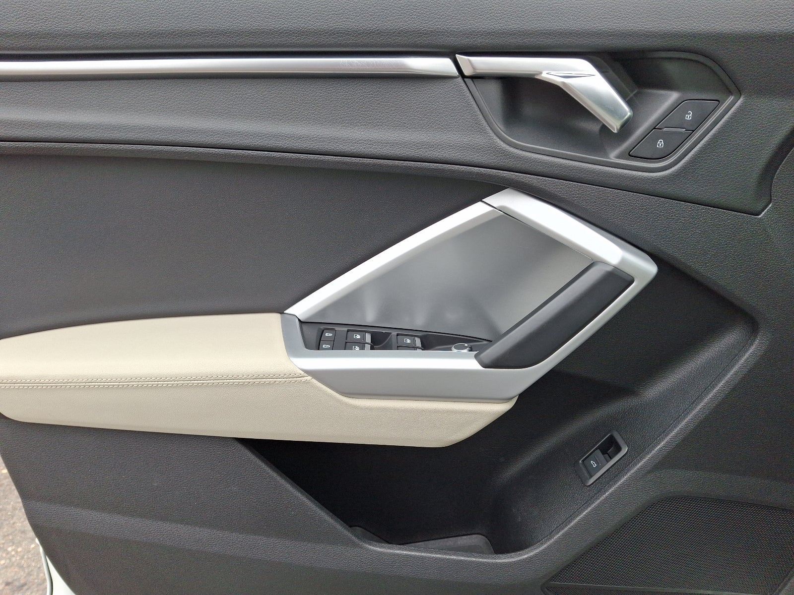 2020 Audi Q3 Premium 45 TFSI quattro Tiptronic