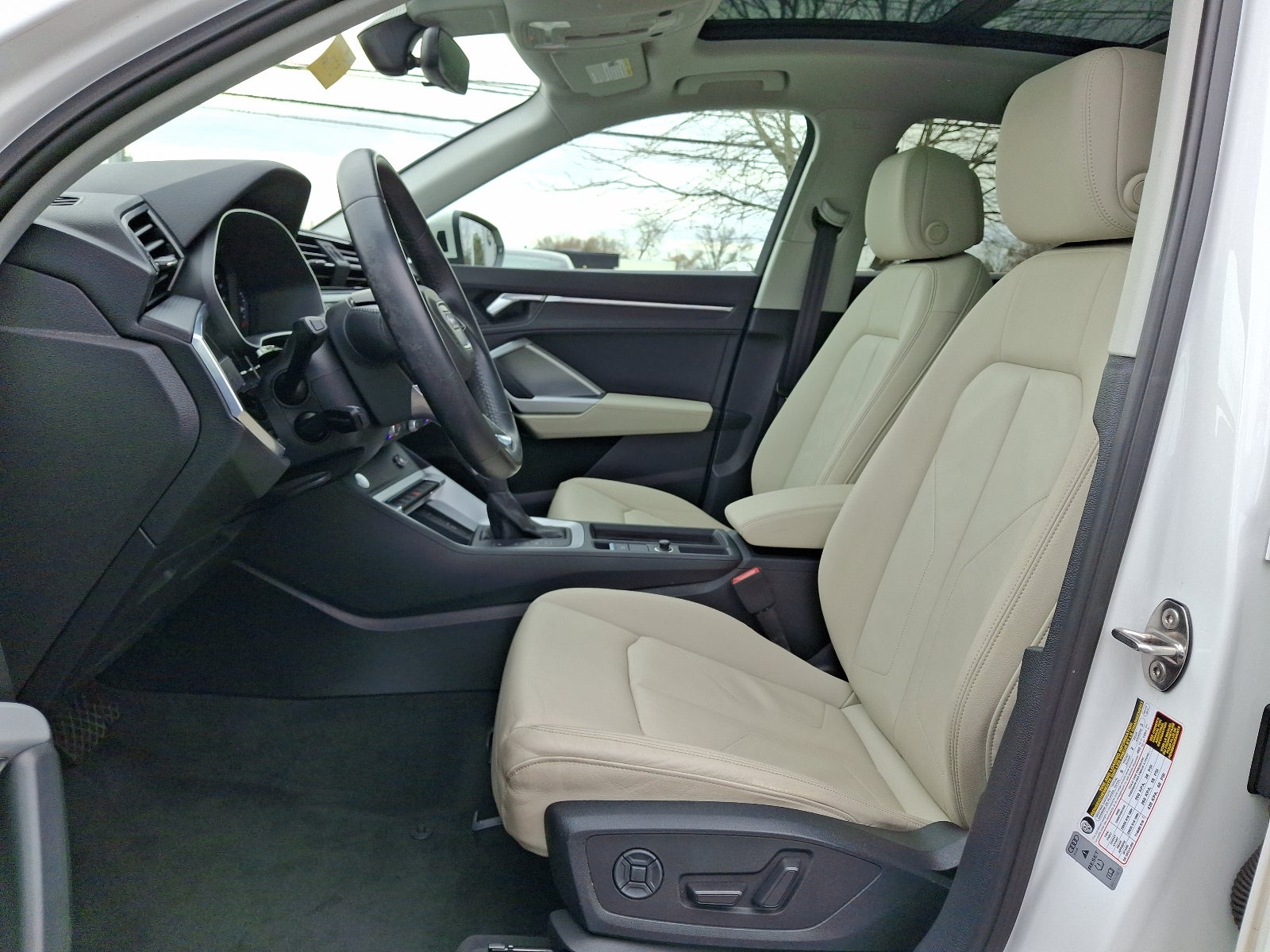 2020 Audi Q3 Premium 45 TFSI quattro Tiptronic