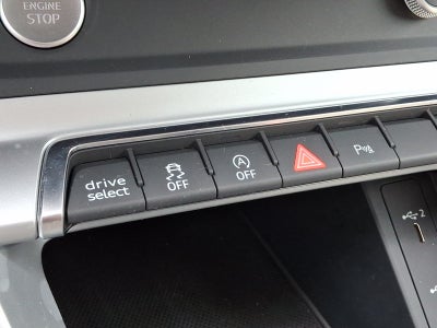 2020 Audi Q3 Premium 45 TFSI quattro Tiptronic