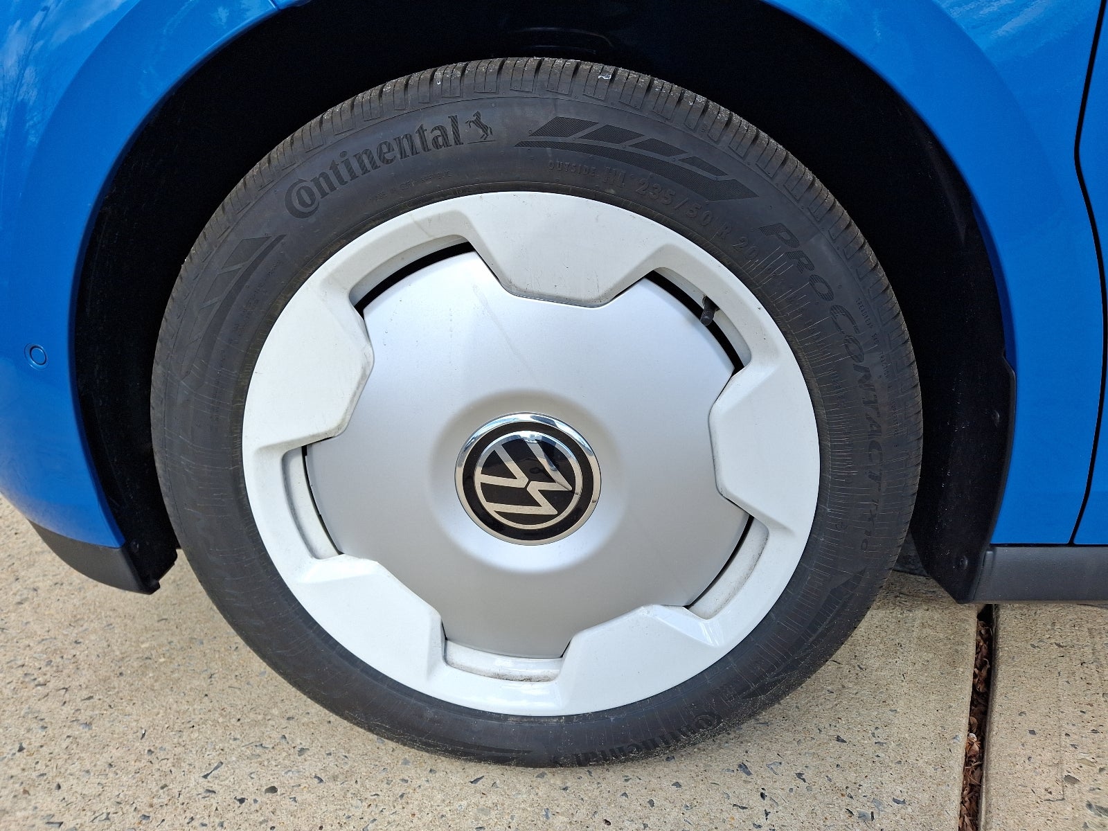 2025 Volkswagen ID. Buzz 1st Edition with 4MOTION