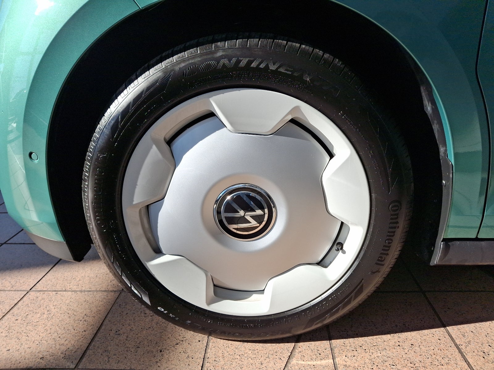 2025 Volkswagen ID. Buzz 1st Edition with 4MOTION