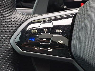 2024 Volkswagen Golf R 2.0T