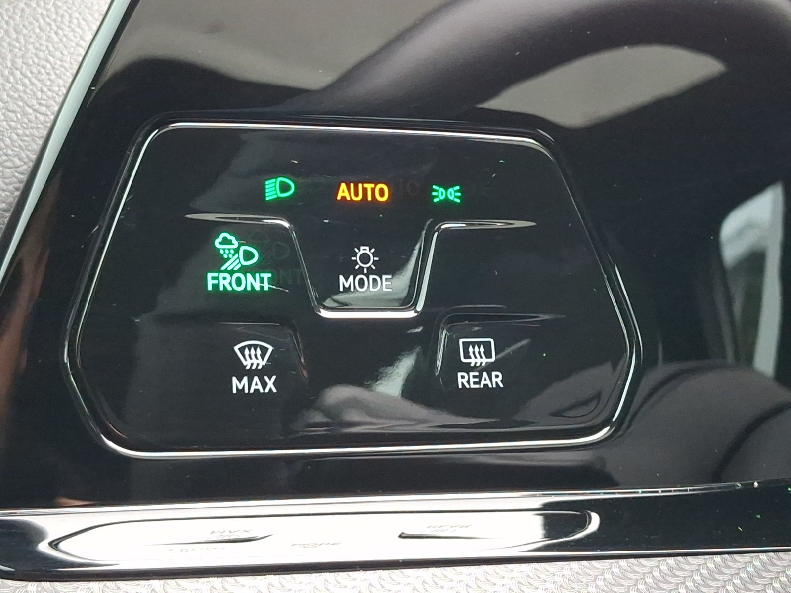 2024 Volkswagen Golf R 2.0T