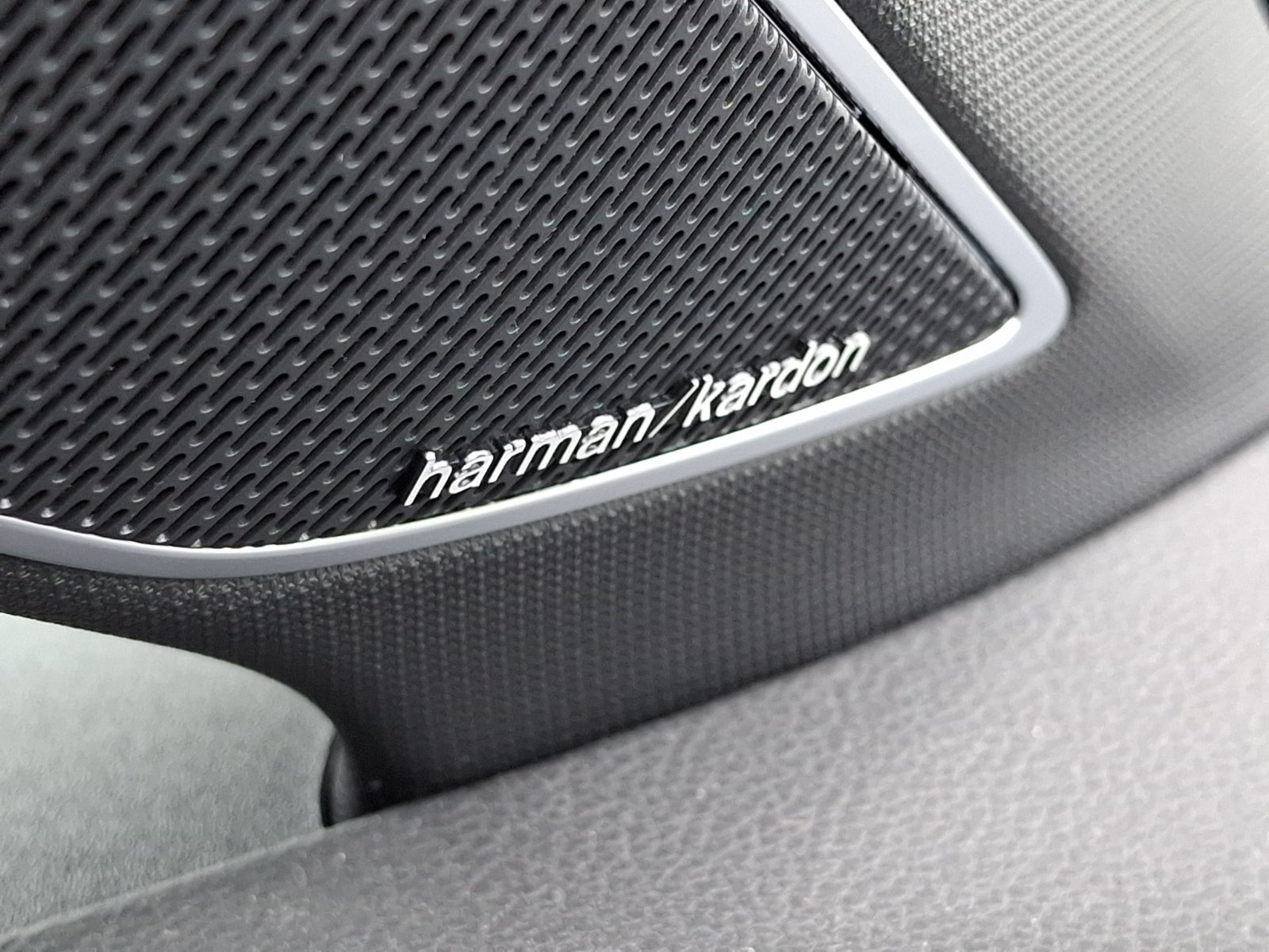 2024 Volkswagen Golf R 2.0T